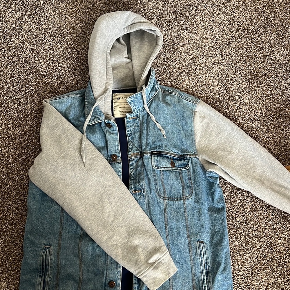 Men’s Jean Jacket with Sweatshirt Sleeves